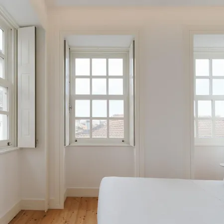 Apartment Feel Clerigos Charm Flat 3 1